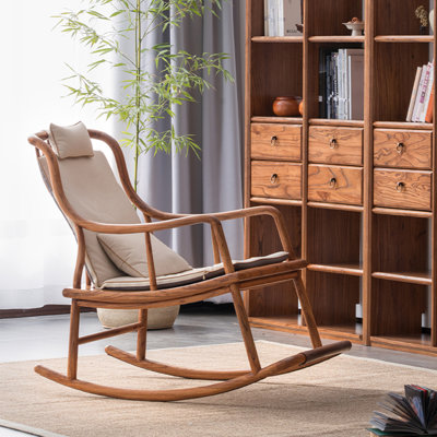 Chaise berçante en bois massif