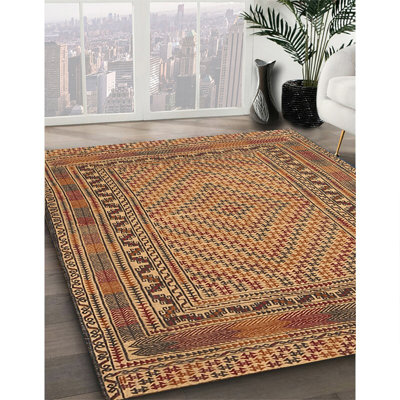 Tapis oriental brun