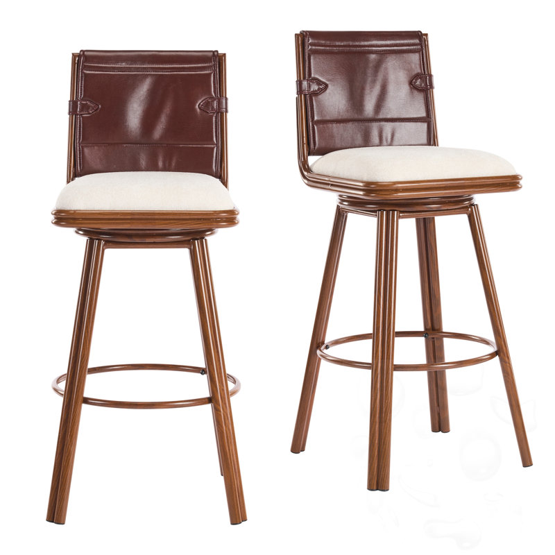 Tabouret de bar rembourré avec structure en métal