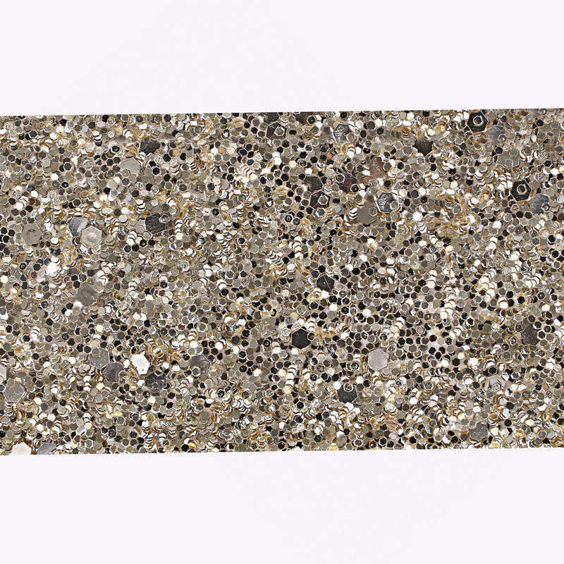 Table de chevet élégante avec détails scintillants, quincaillerie de poignée de bar épaisse, tiroirs spacieux et fabrication robuste pour le décor de la chambre à coucher