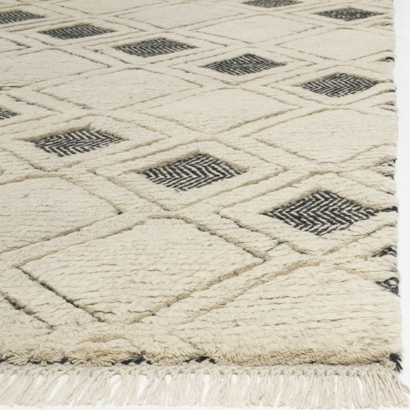 Jarosz Geometric Wool Hand Woven Area Rug, Rectangle 152 x 244 cm