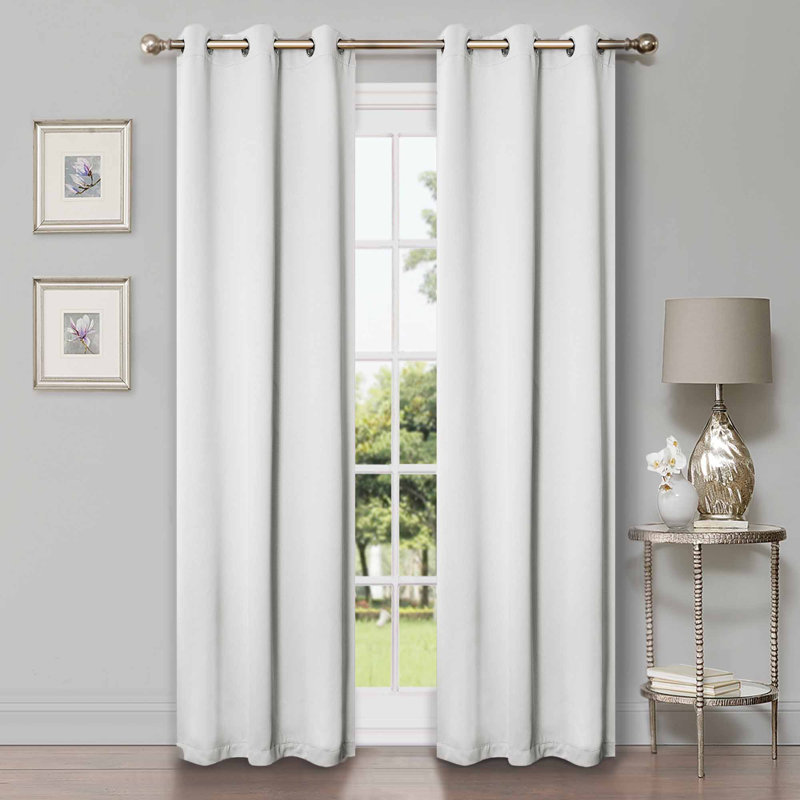 Paire de rideaux obscurcissant avec œillets Millendon, Blanc neige, L 42 po x L 84 po
