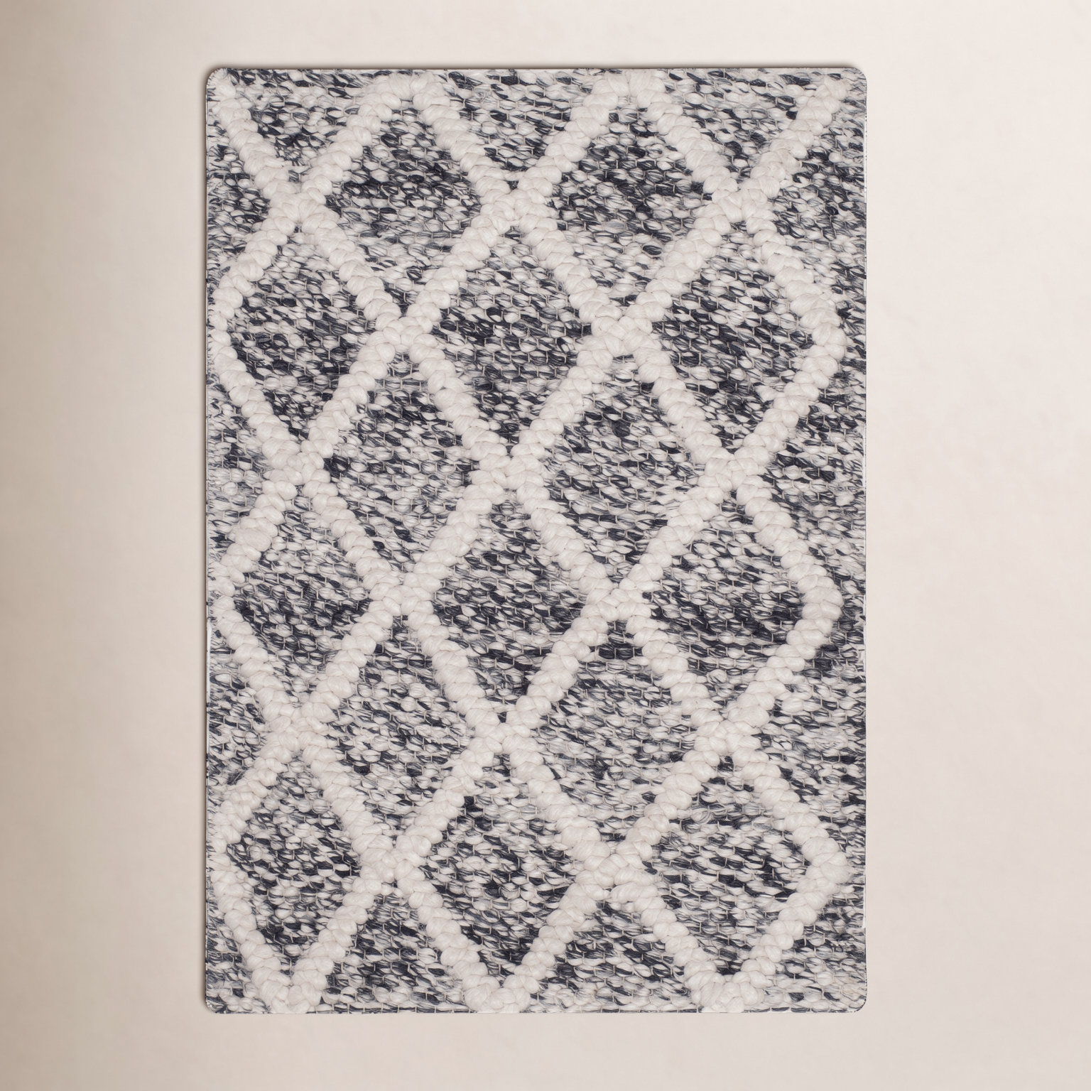 Russo Ivory Black Hand-Woven Geometric Rug, Rectangle 4' x 6'