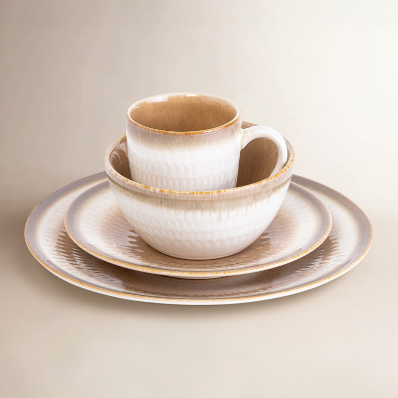 Gibson Elite Moonstruck 16-Piece Dinnerware Set, Orange