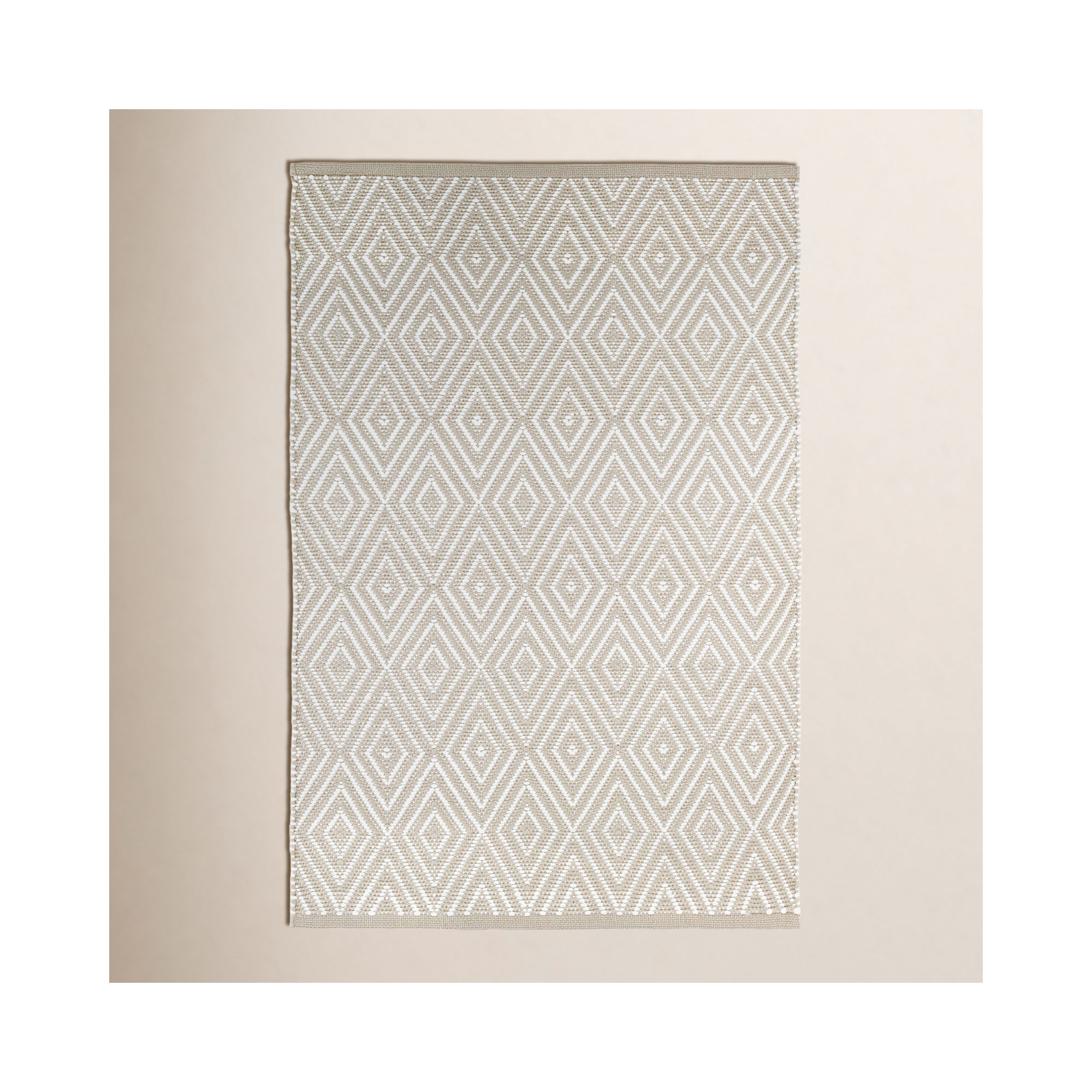 Diamond Handwoven Indoor/Outdoor Rug, Rectangle 4' x 6', Platinum