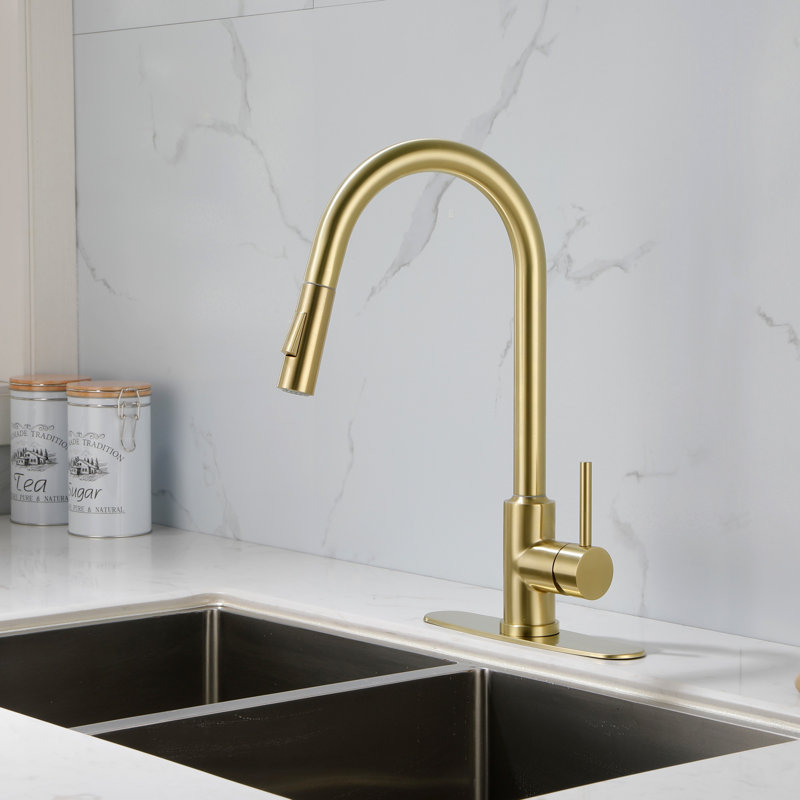 Kitchen Faucet With Pull Down Sprayer, Gold