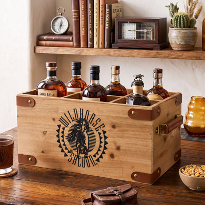 Caisse en bois pour 6 bouteilles de whisky avec poignées en métal, porte-bières rustique, compartimenté et organisateur de bar, cadeau idéal pour les amateurs de whisky (homme, père, mari), décoration pour un repaire masculin ou un chalet.