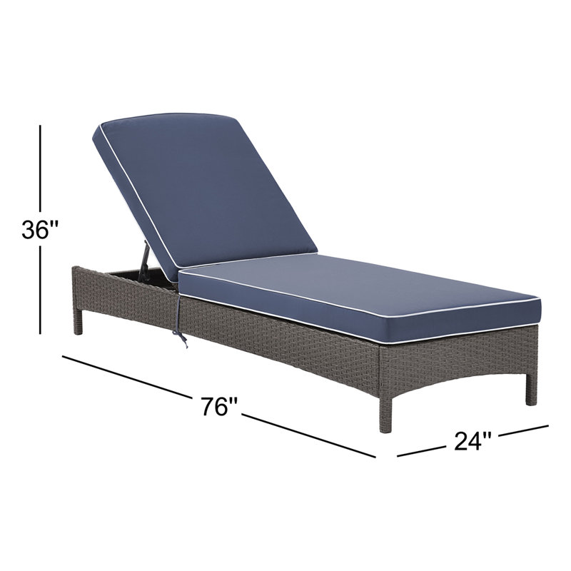 Chaise longue d'extérieur avec coussin Adelita