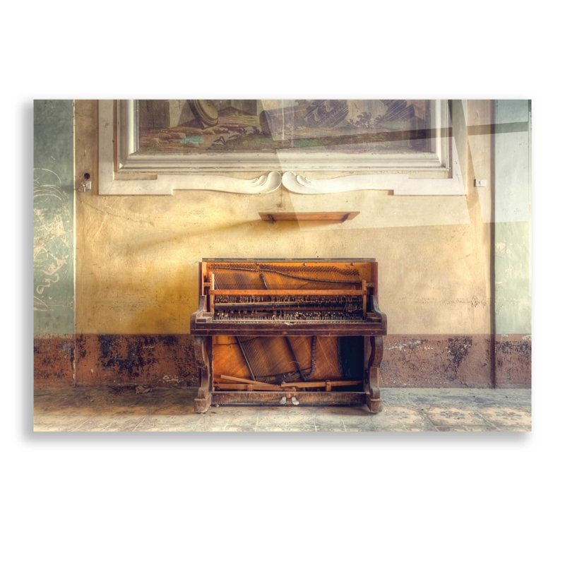 «The Piano» par Roman Robroek, art mural en verre acrylique, H 16 po x l 24 po x P 0,2 po