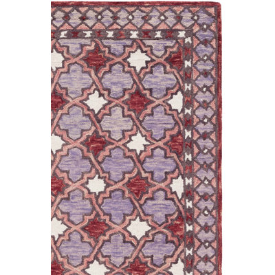 Hand Tufted Wool/Cotton Oriental Rug in Red/Pink