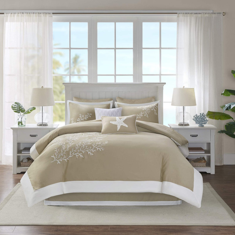 Ayaina 6 Piece Comforter Set