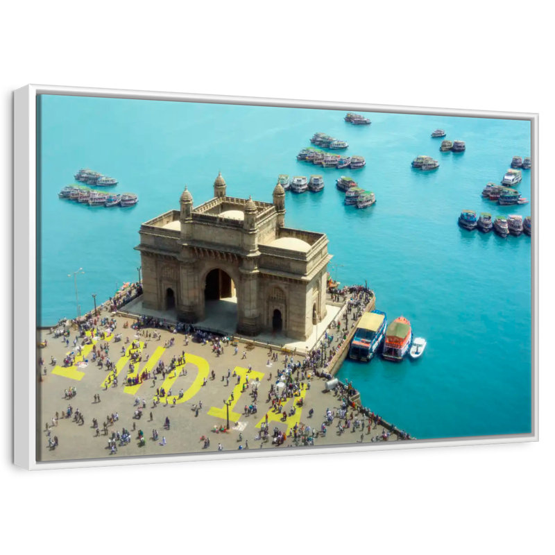 Porte d'entrée de l'Inde, Cadre flottant blanc, 46 po x 31 po
