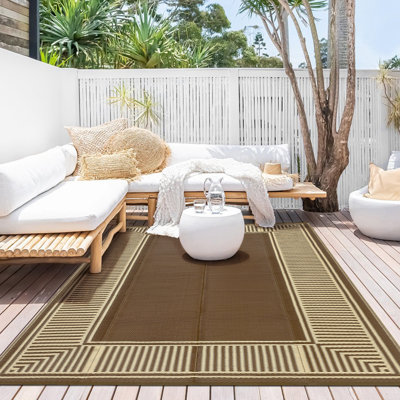 Tapis de paille géométriques imperméables réversibles en plastique pour véranda
