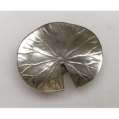 Poignée fantaisiste surdimensionnée à motif de feuilles de 5 1/2 po Botanical