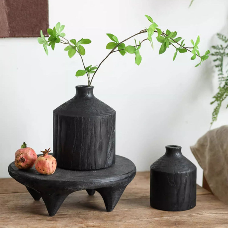 Vase en bois noir, H 5,9 po x l 4,3 po x P 4,3 po