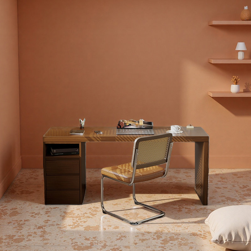 Bureau en bois massif avec tiroirs