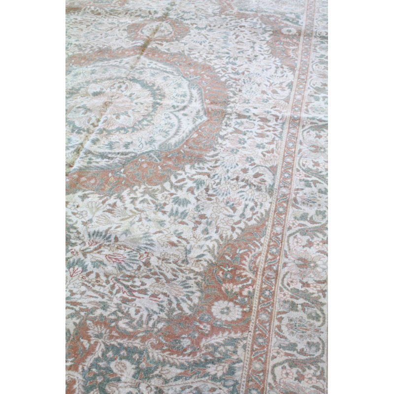 Sivas One-of-a-Kind 6'8" X 9'4" Flatweave Area Rug