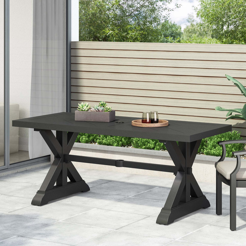 Table de salle à manger d'extérieur