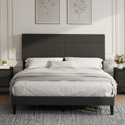 Grand lit plateforme tapissier avec tête de lit réglable, structure en tissu de lin et support à lattes de bois, conception silencieuse pour les chambres modernes
