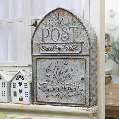 Boîte aux lettres rustique murale