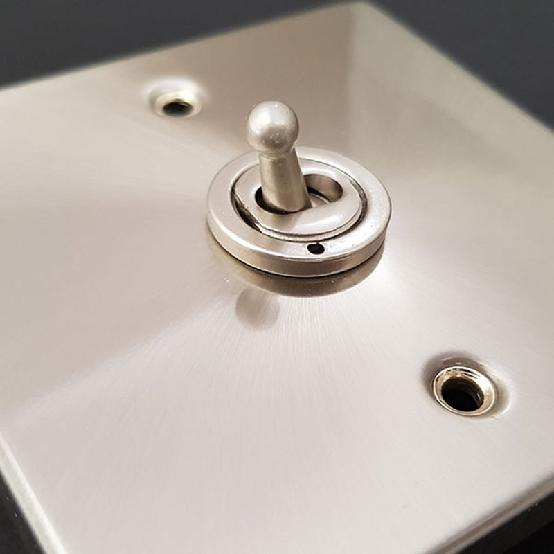 Satin / Brushed Chrome 10A 1 Gang Ingot 3 Pole Fan Isolation Switch
