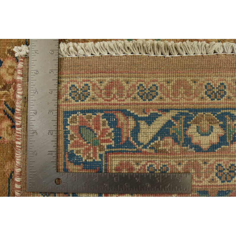 Tapis unique 9 pi 7 po x 12 pi 4 po Hadas