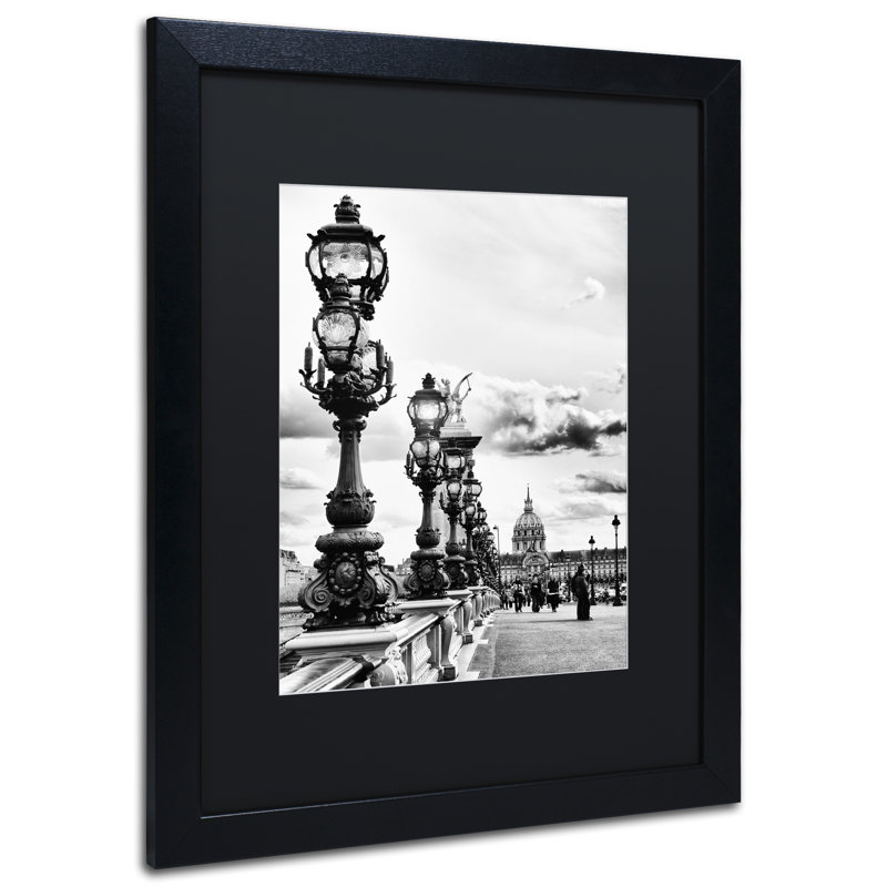 Dreaming de paris, reproduction de photo encadrée, H 14 po x l 11 po x P 0,5 po, Cadre noir, Noir