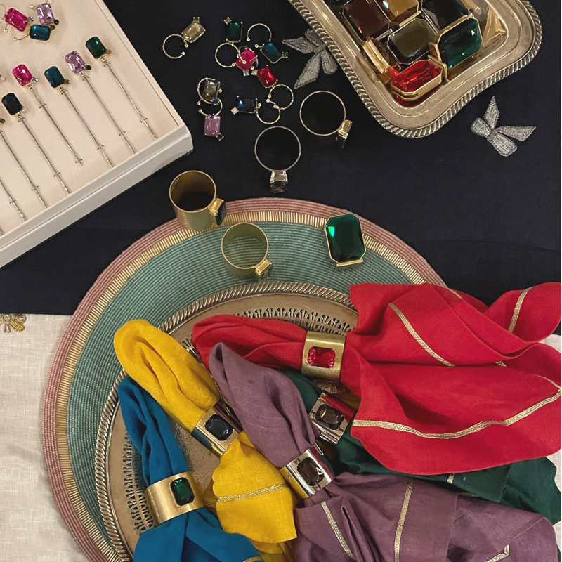 Single Gem Napkin Rings, Worn Gold/Emerald