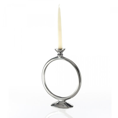 O Metal Candlestick