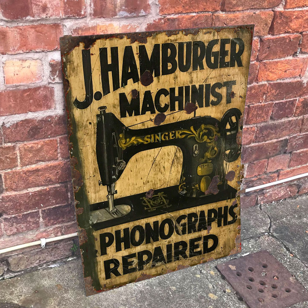 British Metal Sign Conpany Wall Décor