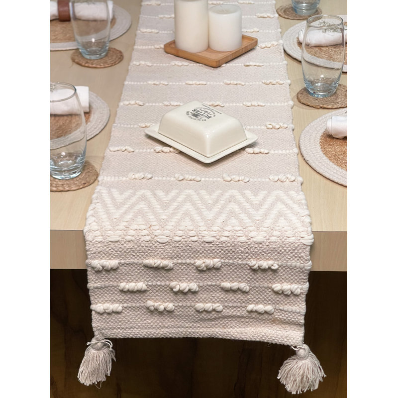 SEVILLE TABLE RUNNER