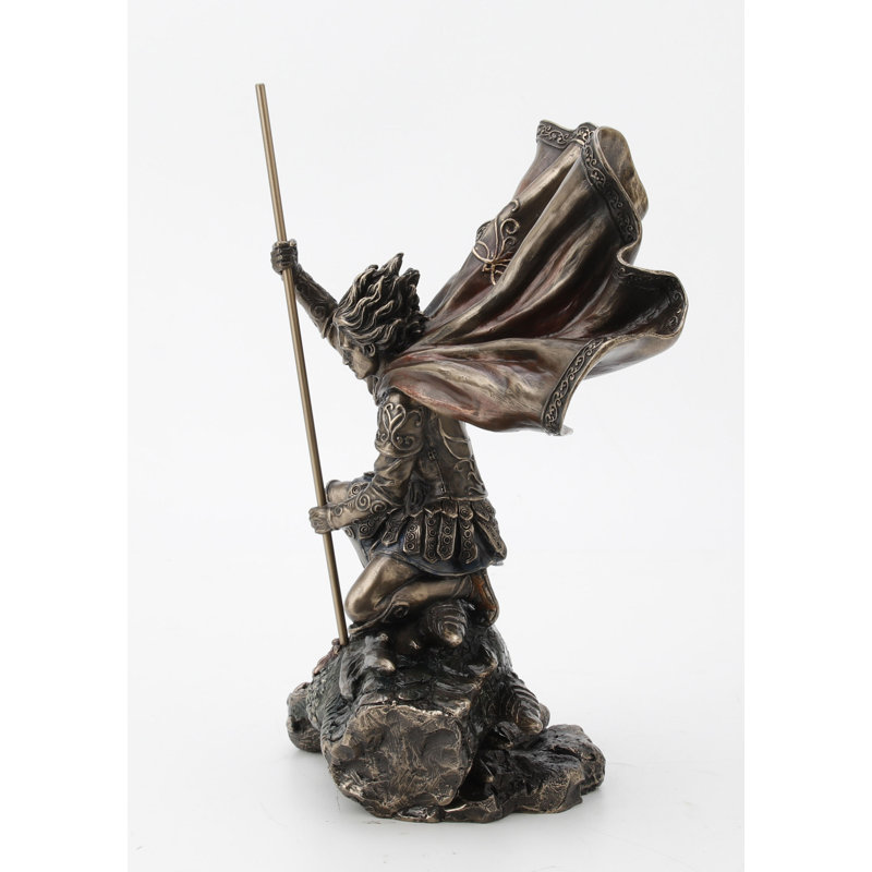 Junaina Fantasy & Sci-Fi Statue