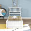 Lit plateforme simple en bois-770457884