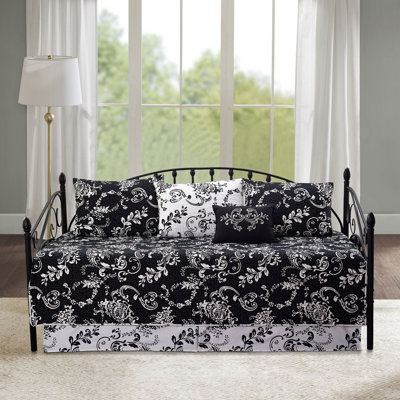 Microfiber Floral Quilt with Pillow Shams