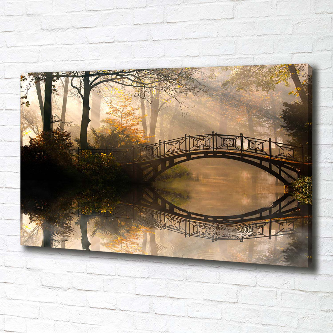 Alte Brücke im Herbst - Kunstdrucke auf Leinwand