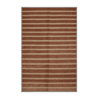 Tapis brun à rayures horizontales lavable à la machine