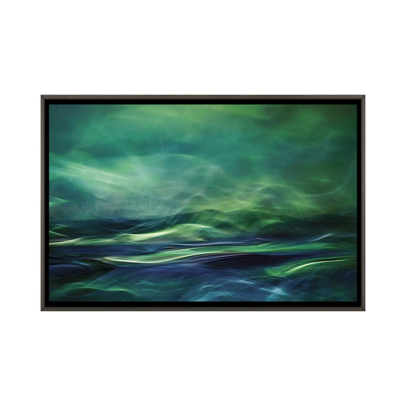 « northern lights », impression, H 18 po x l 26 po x P 1,5 po, Toile encadrée de bois rustique foncé