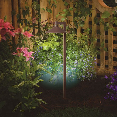 Chimira Low Voltage Metal Pathway Light
