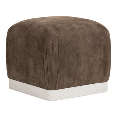 Nola Ottoman