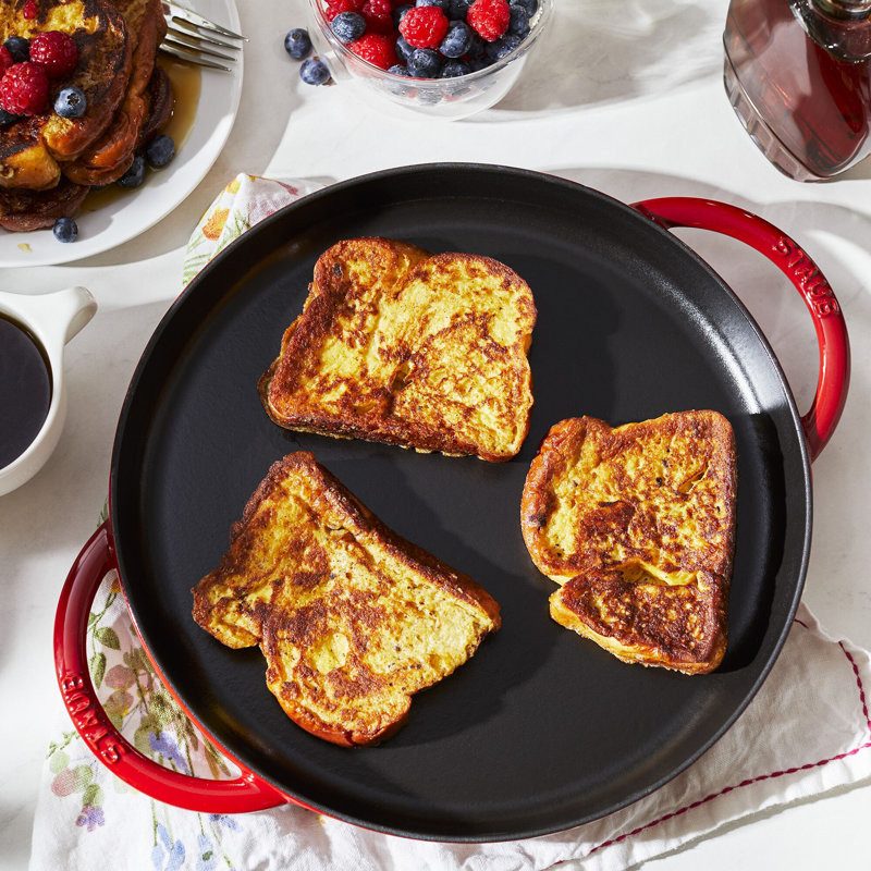 Staub Cast Iron Griddle, Cherry, 15.35"