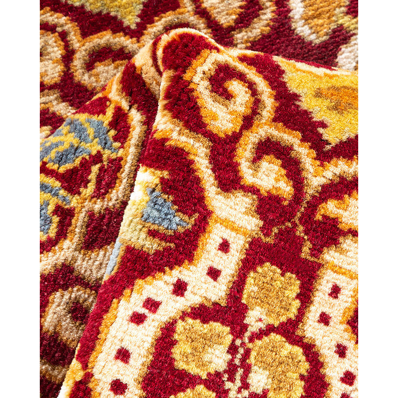 Classic One-of-a-Kind 2'7" X 11'8" Area Rug