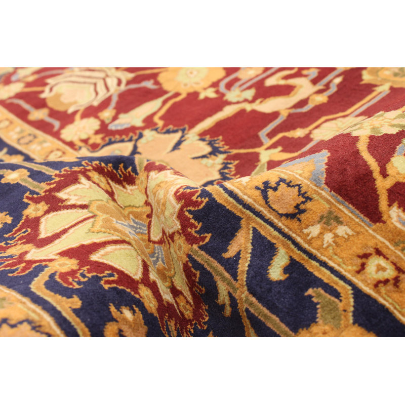 Tapis rouge foncé à double nœud Amy-Jane 6 pi 1 po x 9 pi 1 po