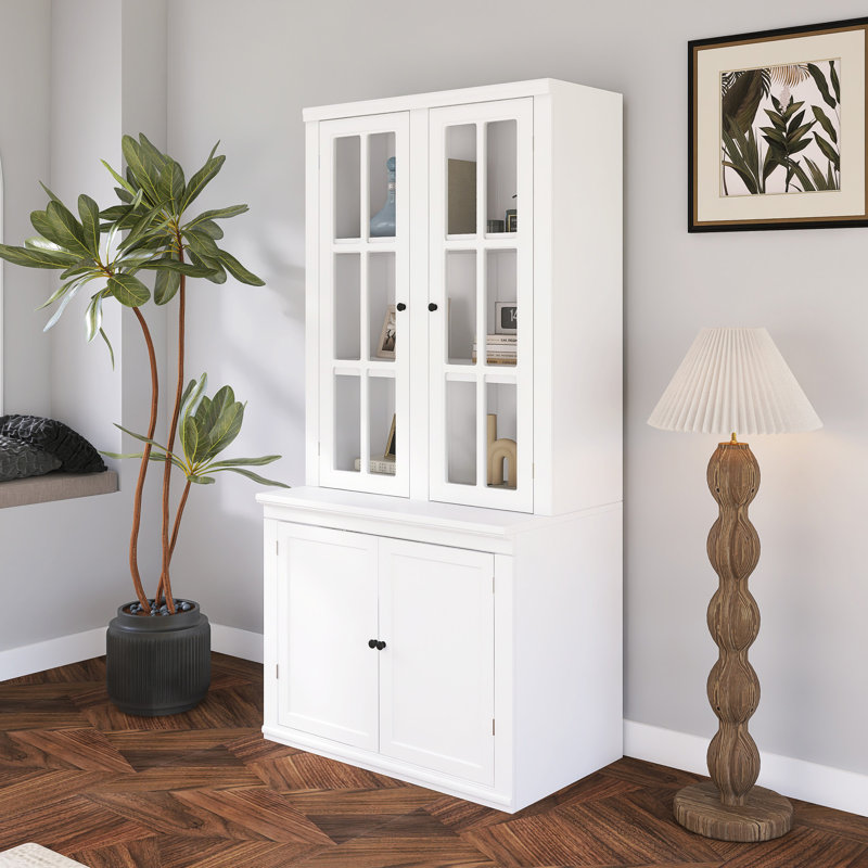 Vitrine de style traditionnel