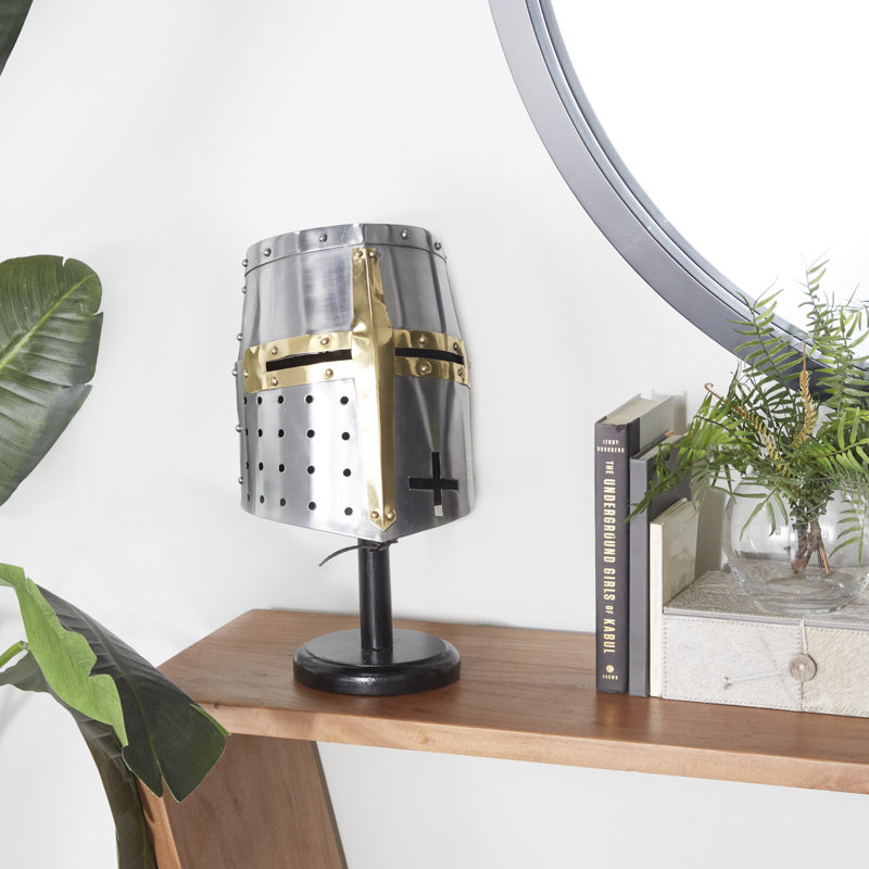 Sculpture Goldwasser Cole et casque en fer