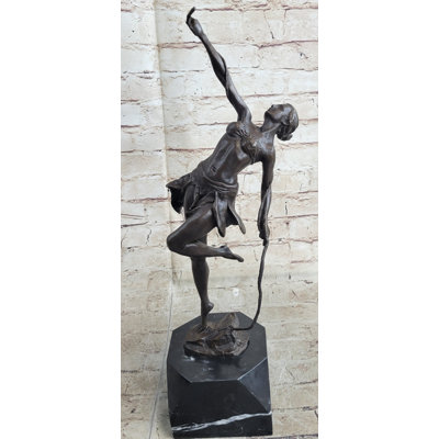 Figurines et sculptures Skylr
