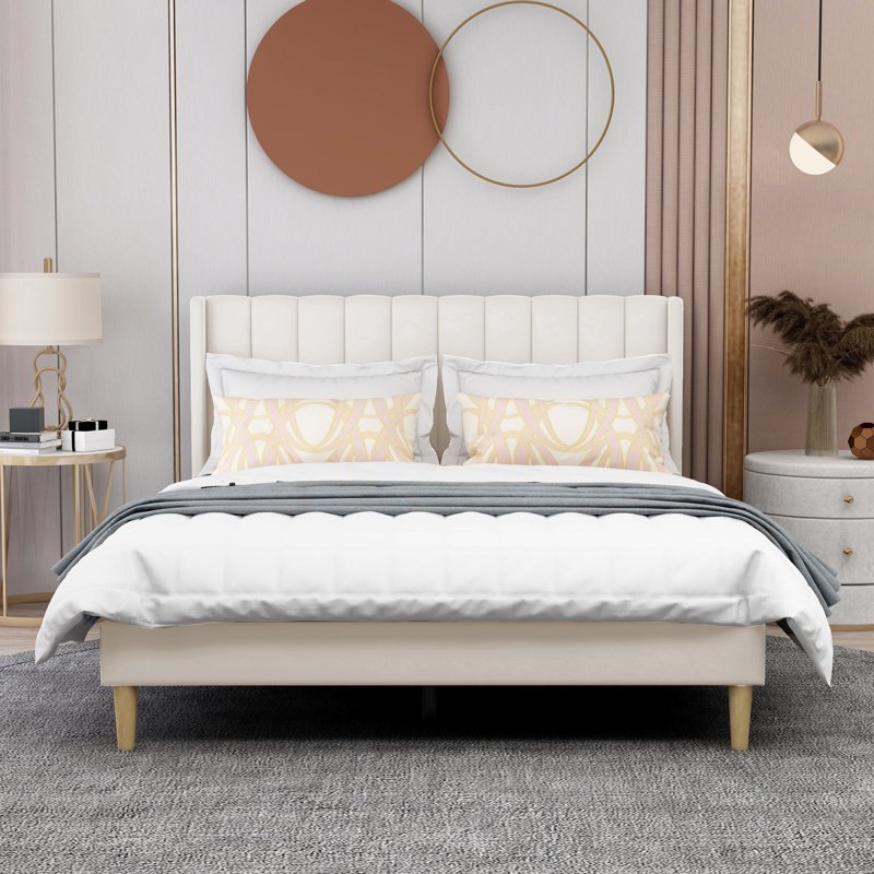 Lit plateforme tapissier avec tête de lit à oreilles Eriksay, Grand, Nouveau velours beige