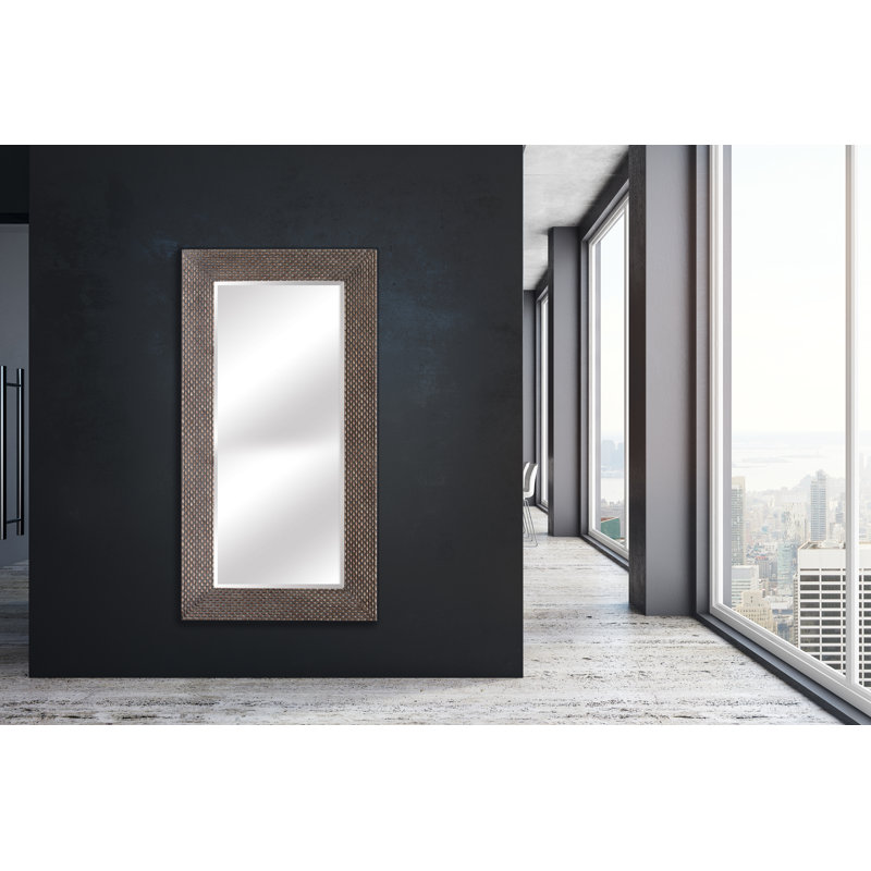 Miroir rectangulaire en bois, H 67 po x l 35,38 po