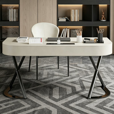 Simple  Small-sized study desk