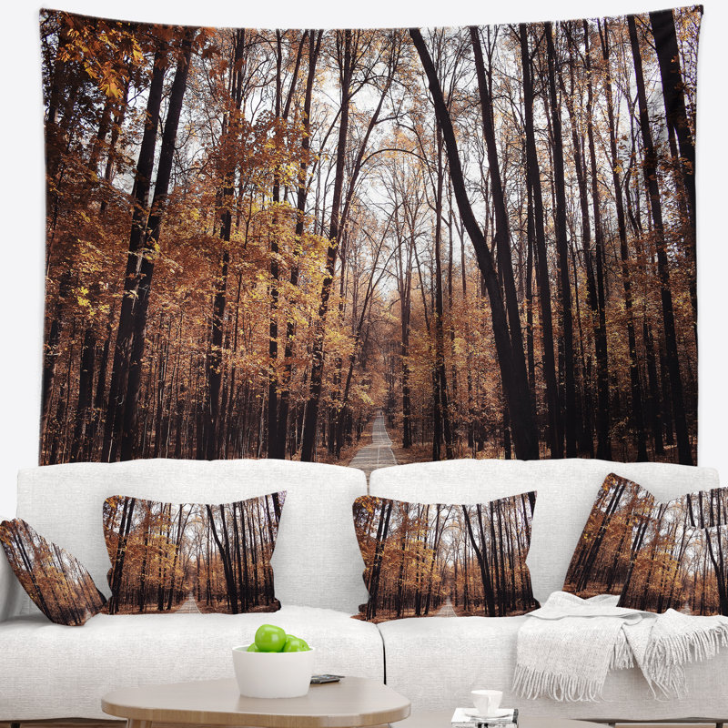 Route en tapisserie d'automne Golden Forest, H 32 po x l 39 po