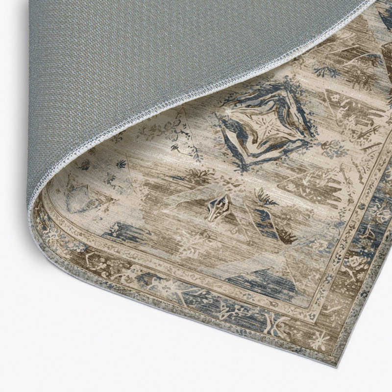 Regal Flourish Indoor And Outdoor Area Rug, Rectangle 5' x 7'